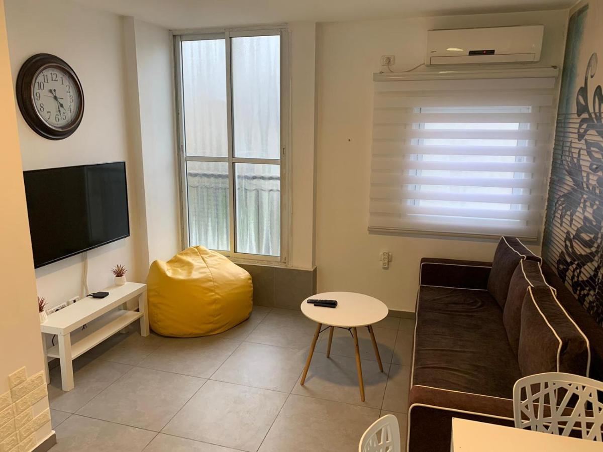 Gk Apartment Harmony Bat Yam Exterior photo