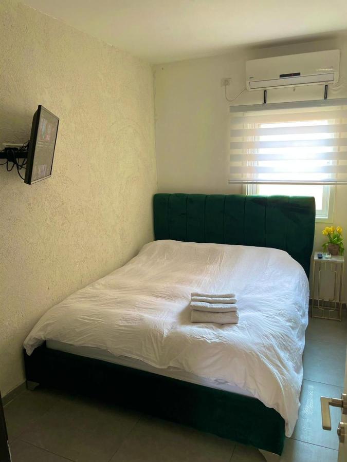 Gk Apartment Harmony Bat Yam Exterior photo