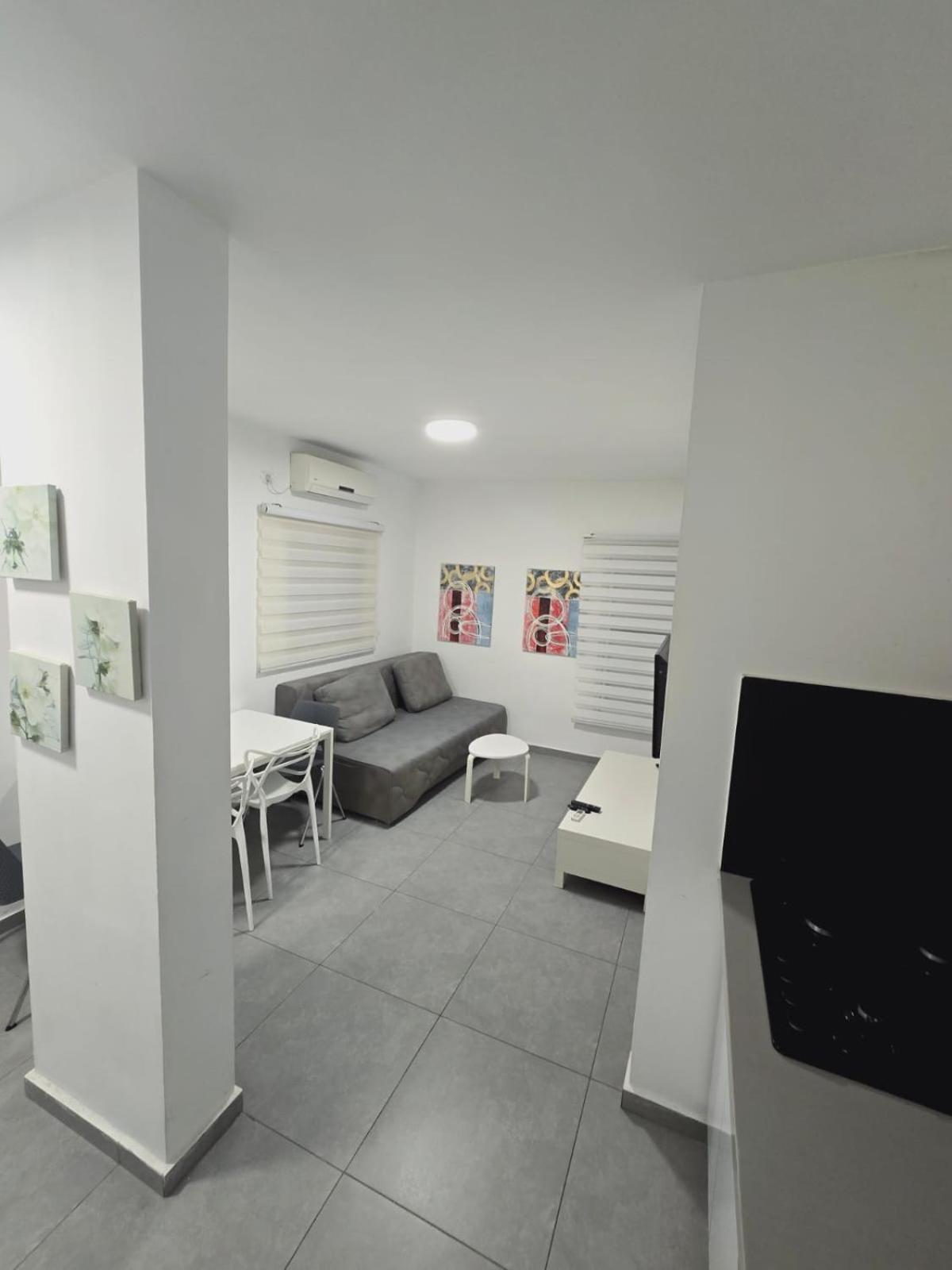Gk Apartment Harmony Bat Yam Exterior photo