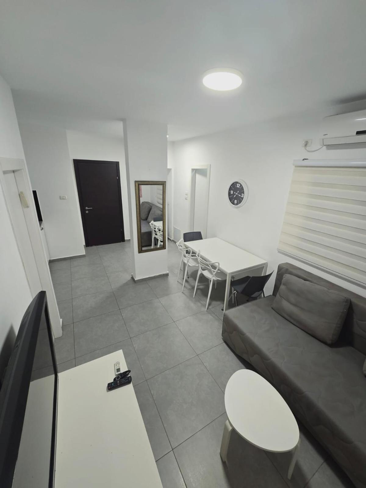 Gk Apartment Harmony Bat Yam Exterior photo